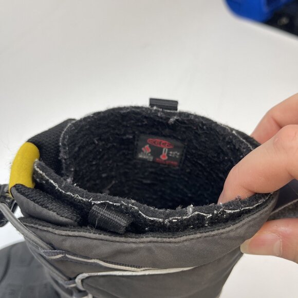 Keen Waterproof Boots Youth 1 Lumi Round Toe Logo Warm Winter -40 Walking Hike - Picture 10 of 13